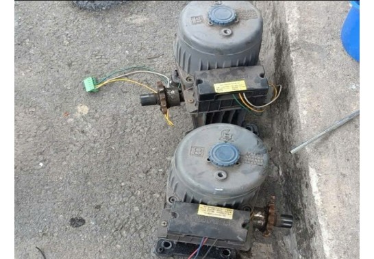 Cách thay motor cổng xếp tại nhà không cần gọi thợ Cách thay motor cổng xếp tại nhà không cần gọi thợ